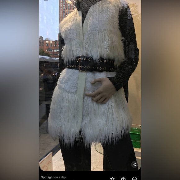 Design History Fur Vest Sweater Sleeves. Flows in the wind like your hair. GORG - Picture 5 of 11